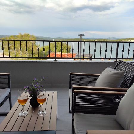 Apartmani Sara 2 Betina  Exteriér fotografie