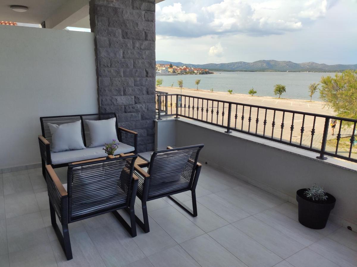 Apartmani Sara 2 Betina  Exteriér fotografie