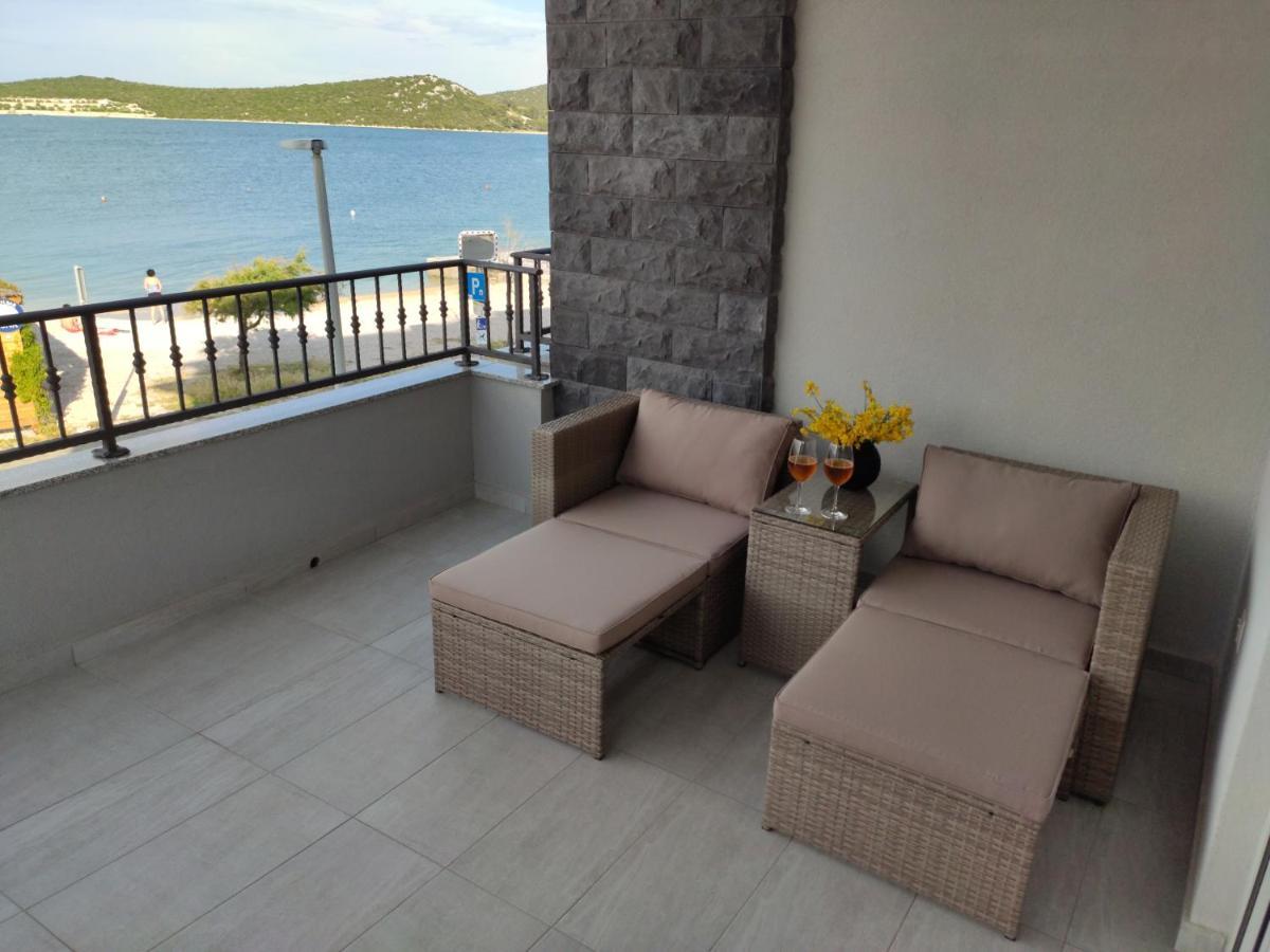 Apartmani Sara 2 Betina  Exteriér fotografie