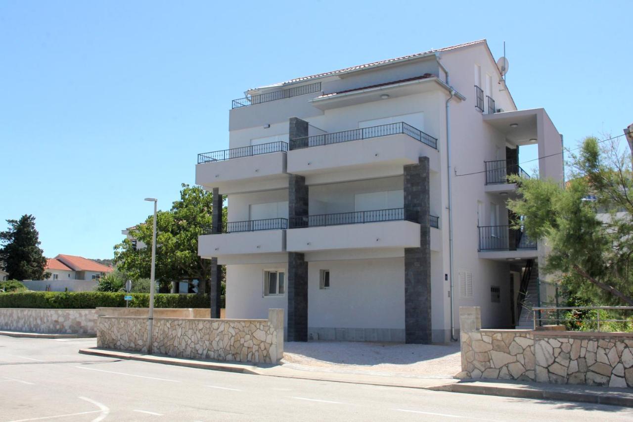 Apartmani Sara 2 Betina  Exteriér fotografie